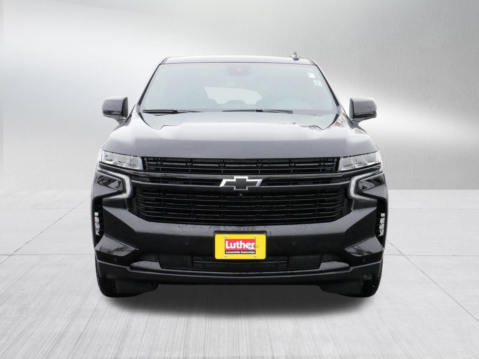 Used 2024 Chevrolet Tahoe RST w/ RST Performance Edition image 2