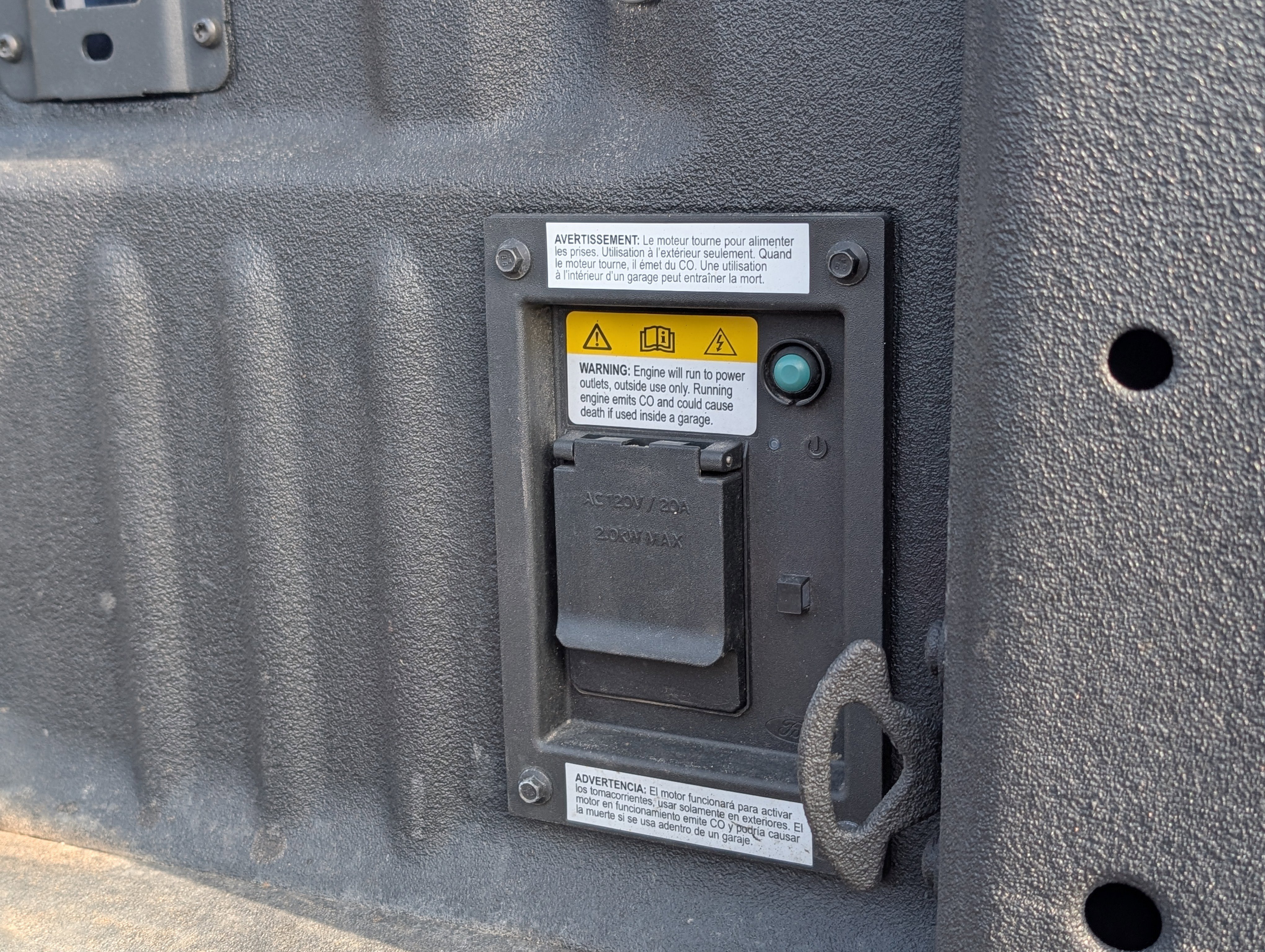 Certified 2024 Ford F350 Lariat w/ Lariat Ultimate Package image 14