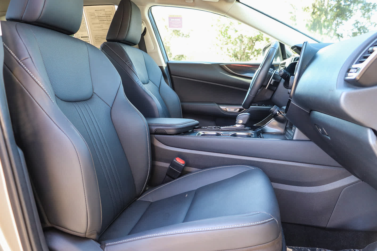 Used 2024 Lexus NX 250 FWD image 17