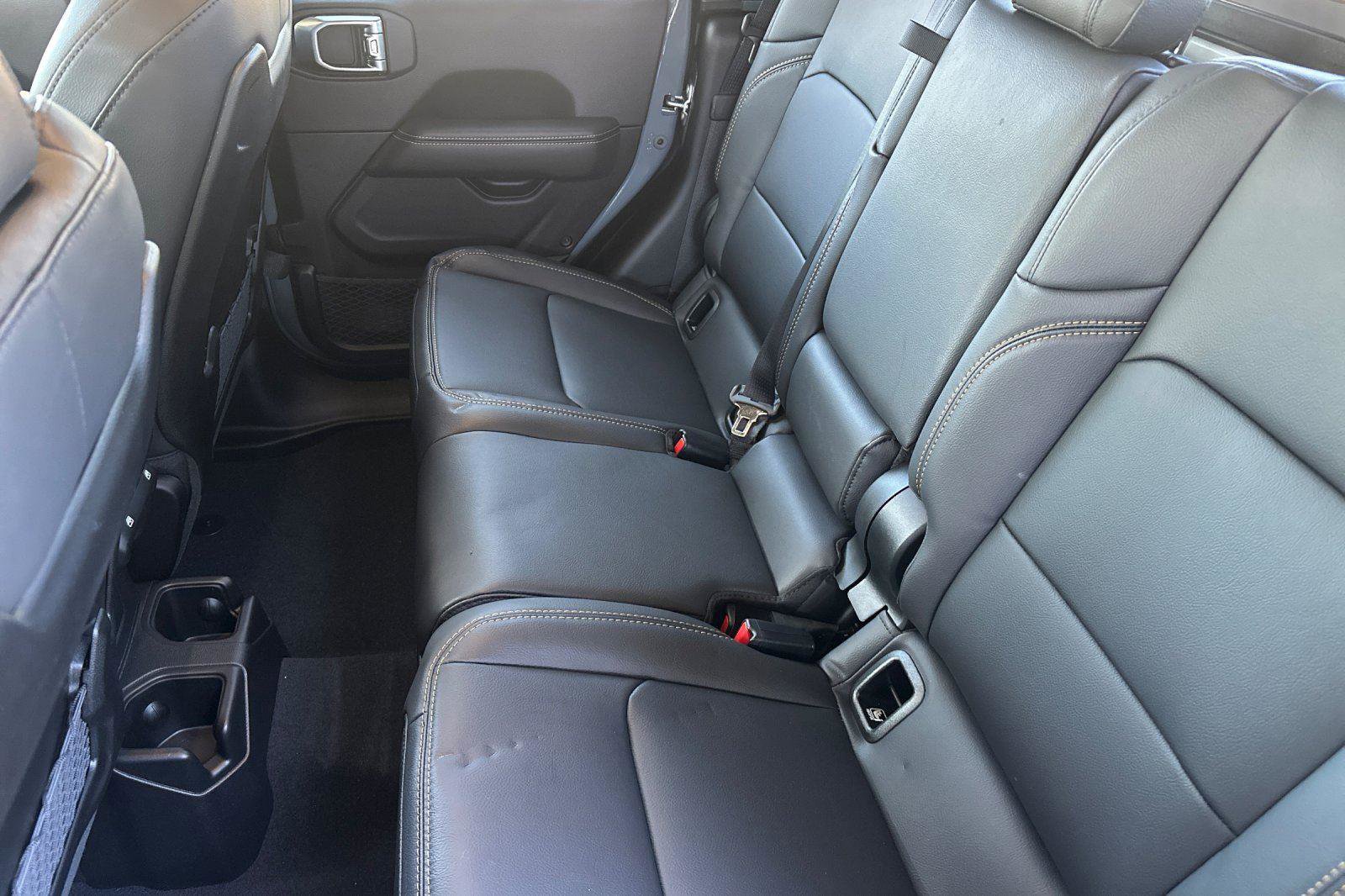 New 2026 Jeep Gladiator Sport image 9