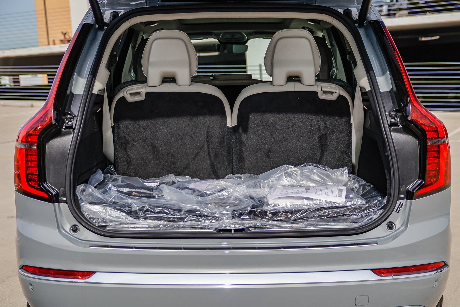 New 2026 Volvo XC90 T8 Ultra w/ Protection Package Premier AWD/4WD image 30