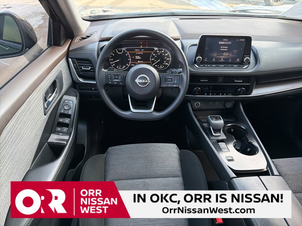 Used 2023 Nissan Rogue SV image 21