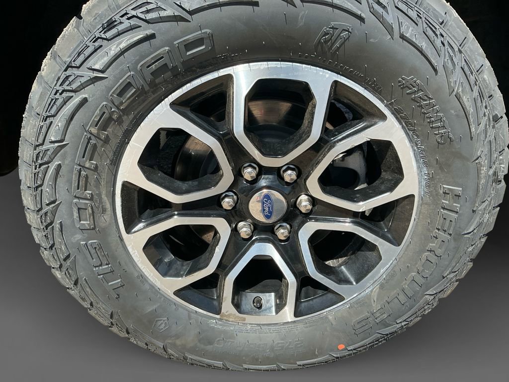 Used 2024 Ford Expedition XLT RWD image 13