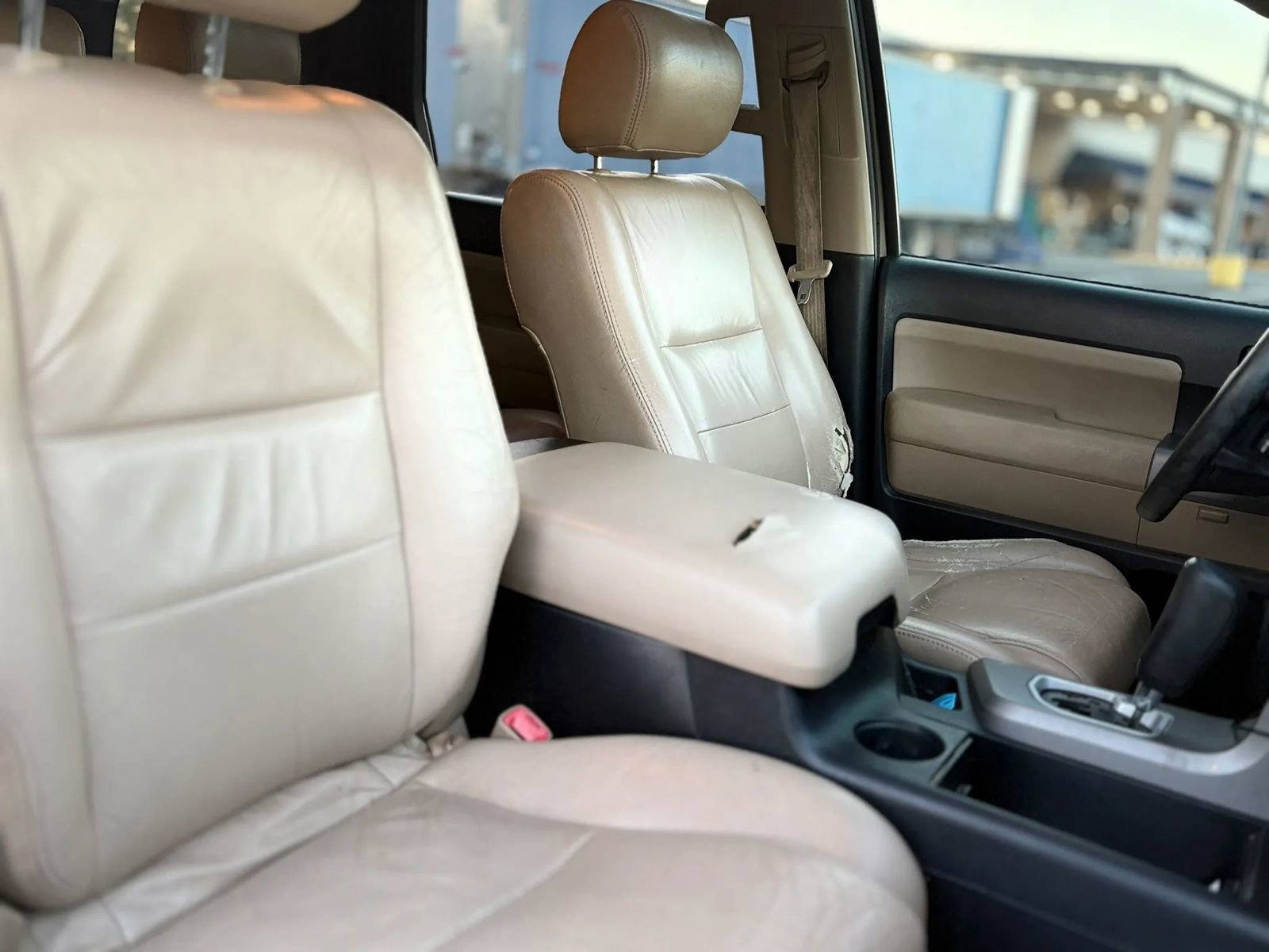Used 2012 Toyota Sequoia SR5 RWD image 17