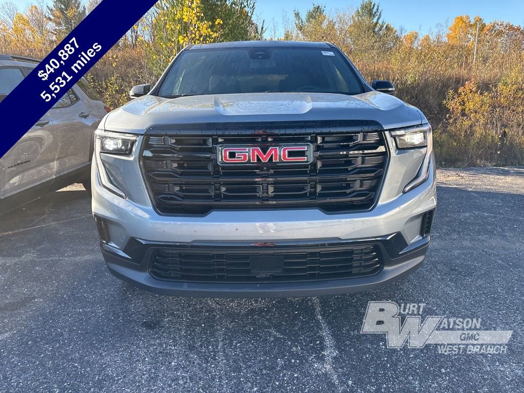 Used 2025 GMC Acadia Elevation w/ Black Edition image 9