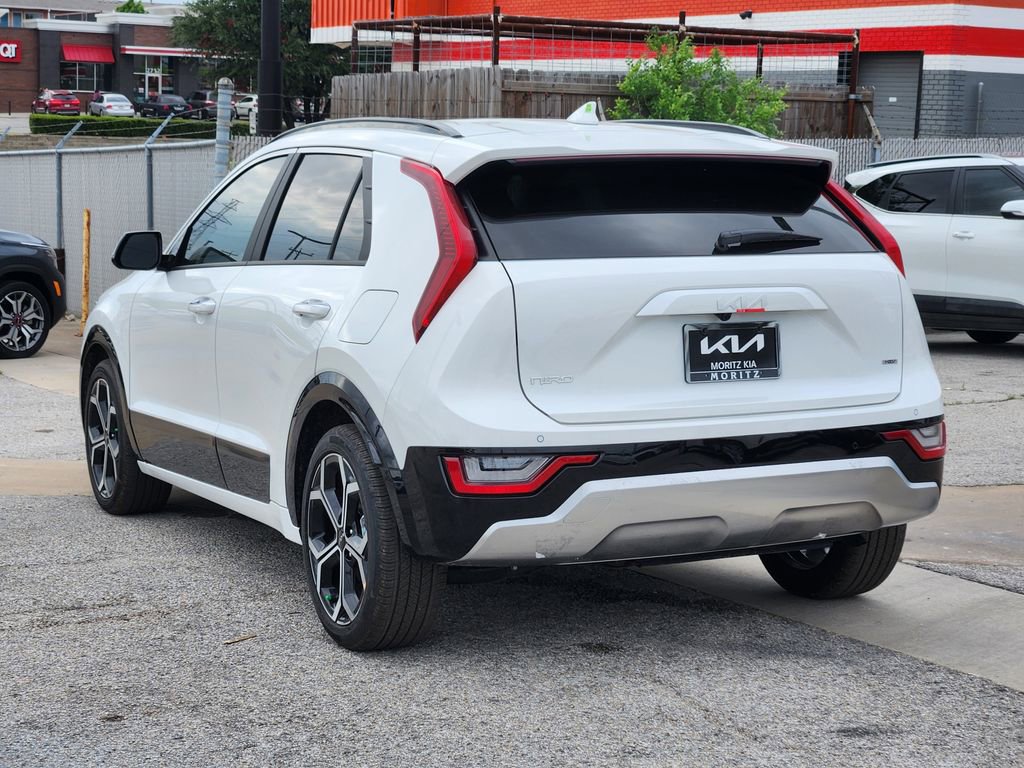 New 2026 Kia Niro SX Touring image 4