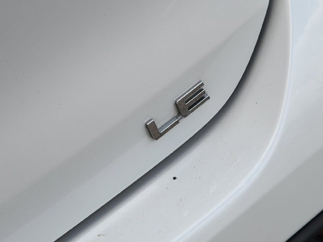 Used 2023 Toyota Highlander LE FWD image 9