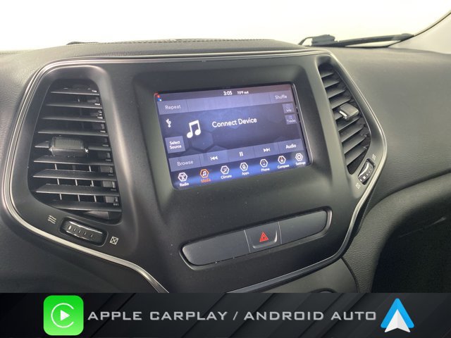 Used 2019 Jeep Cherokee Latitude w/ Popular Appearance Group AWD/4WD image 3