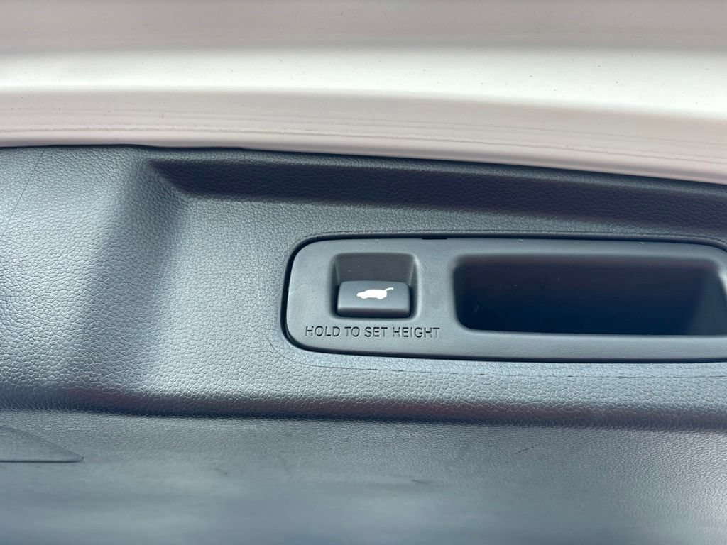 Used 2024 Honda CR-V Sport Touring image 14