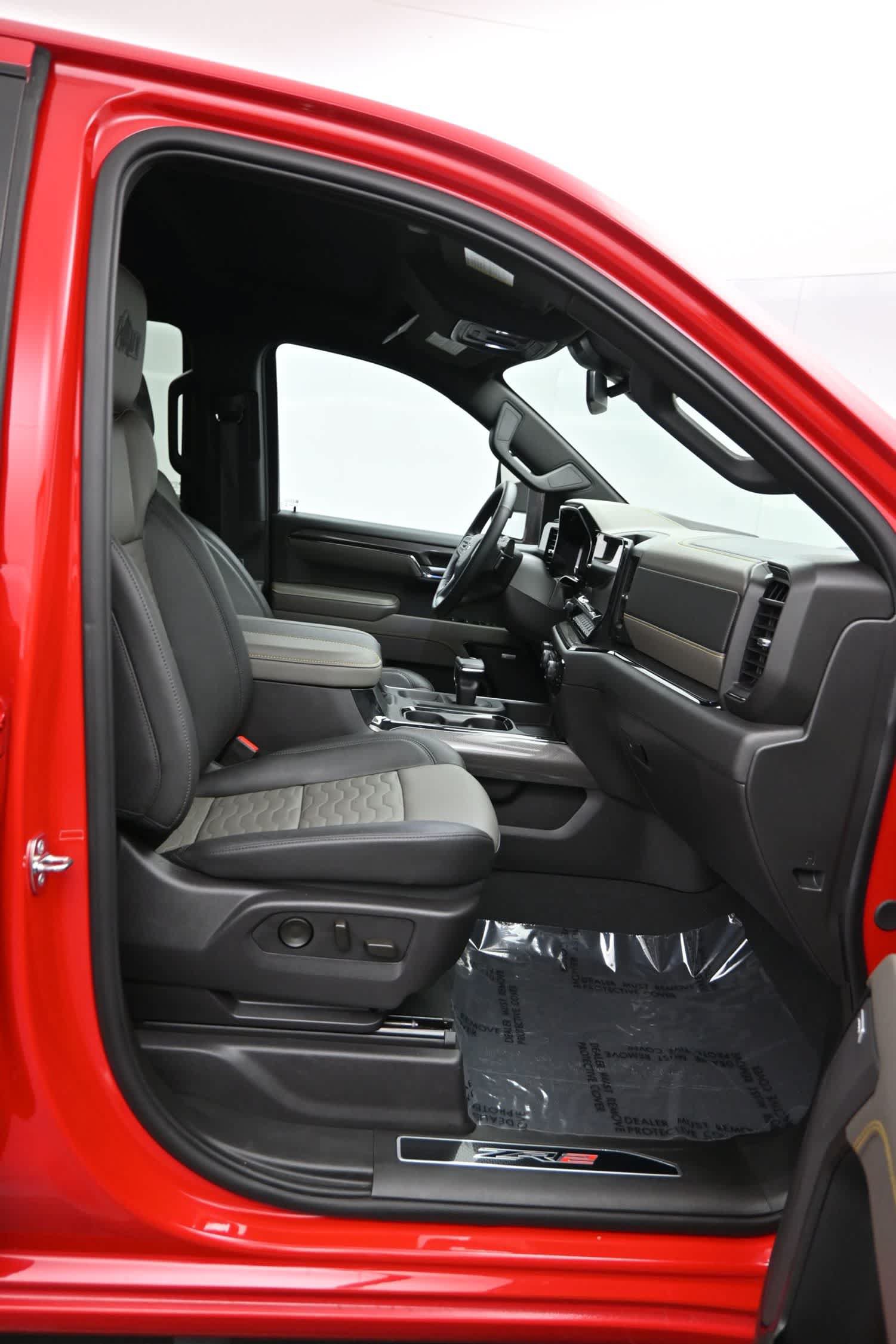 Used 2024 Chevrolet Silverado 1500 ZR2 w/ ZR2 Bison Edition AWD/4WD image 11