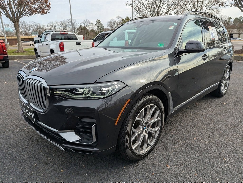 Used 2021 BMW X7 xDrive40i w/ Executive Package image 4