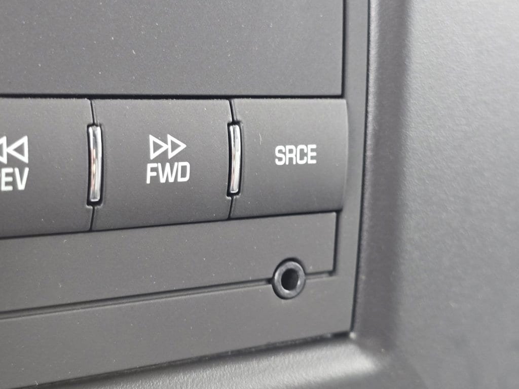 New 2025 Chevrolet Express 2500 w/ Driver Convenience Package RWD image 4