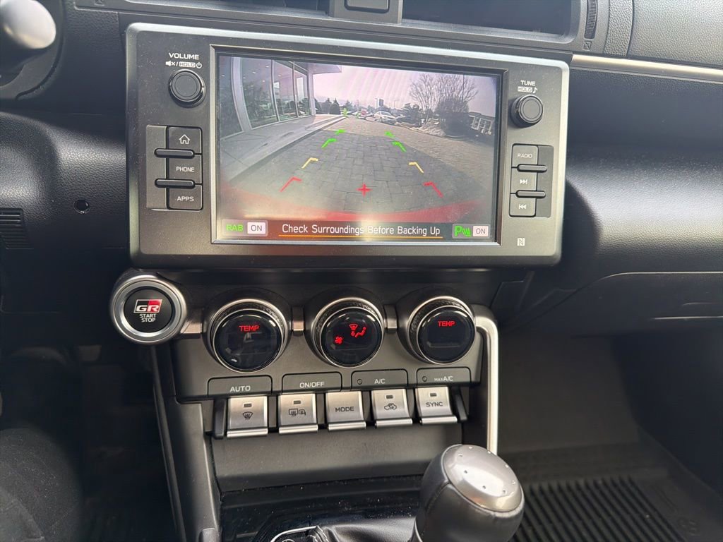 Used 2022 Toyota GR86 image 22