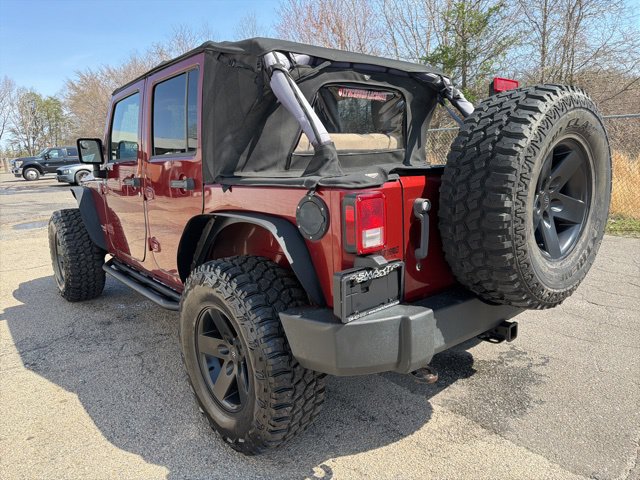 Used 2010 Jeep Wrangler Unlimited Rubicon w/ Trailer Tow Group AWD/4WD image 4