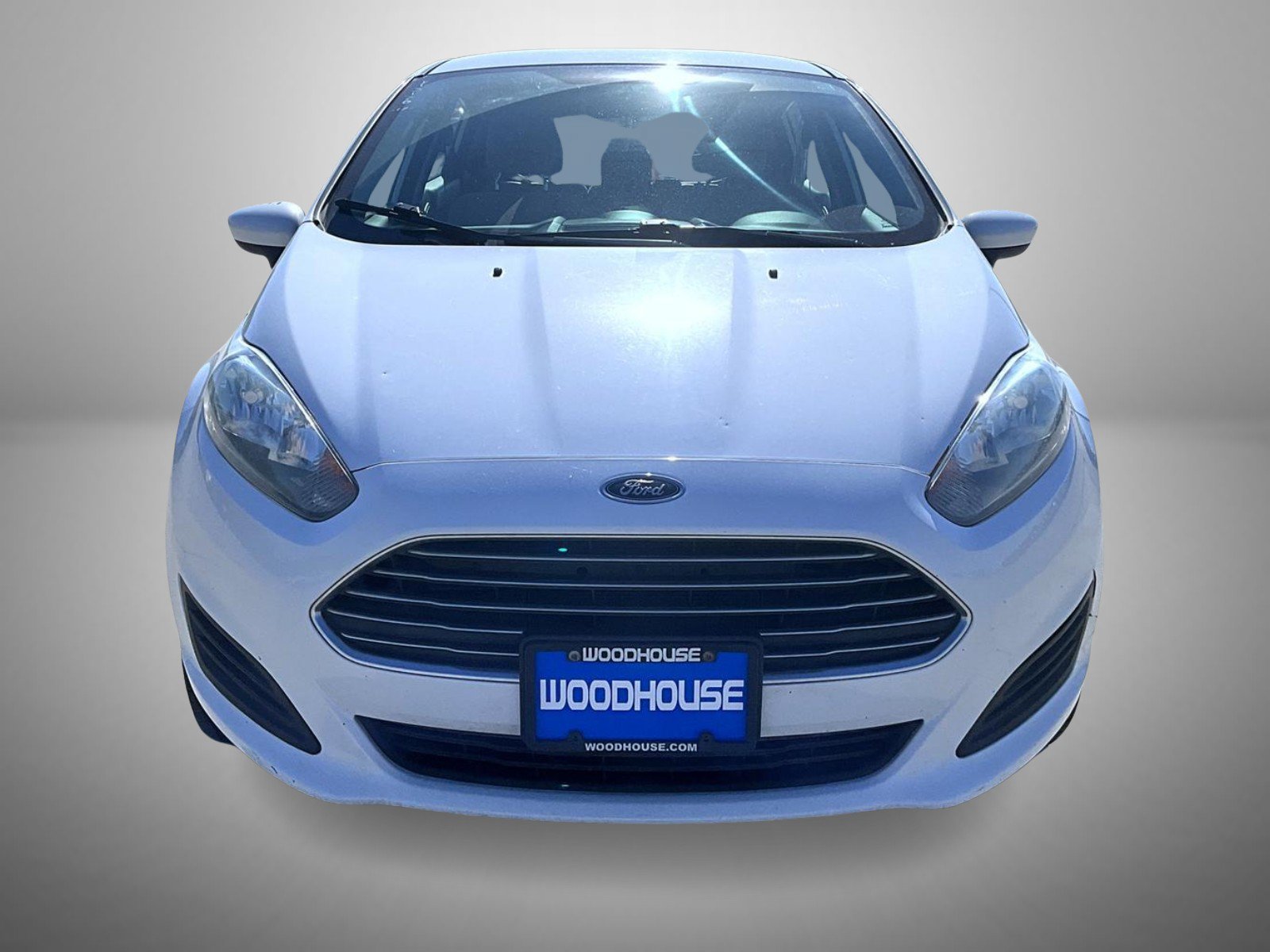 Used 2017 Ford Fiesta SE FWD image 2