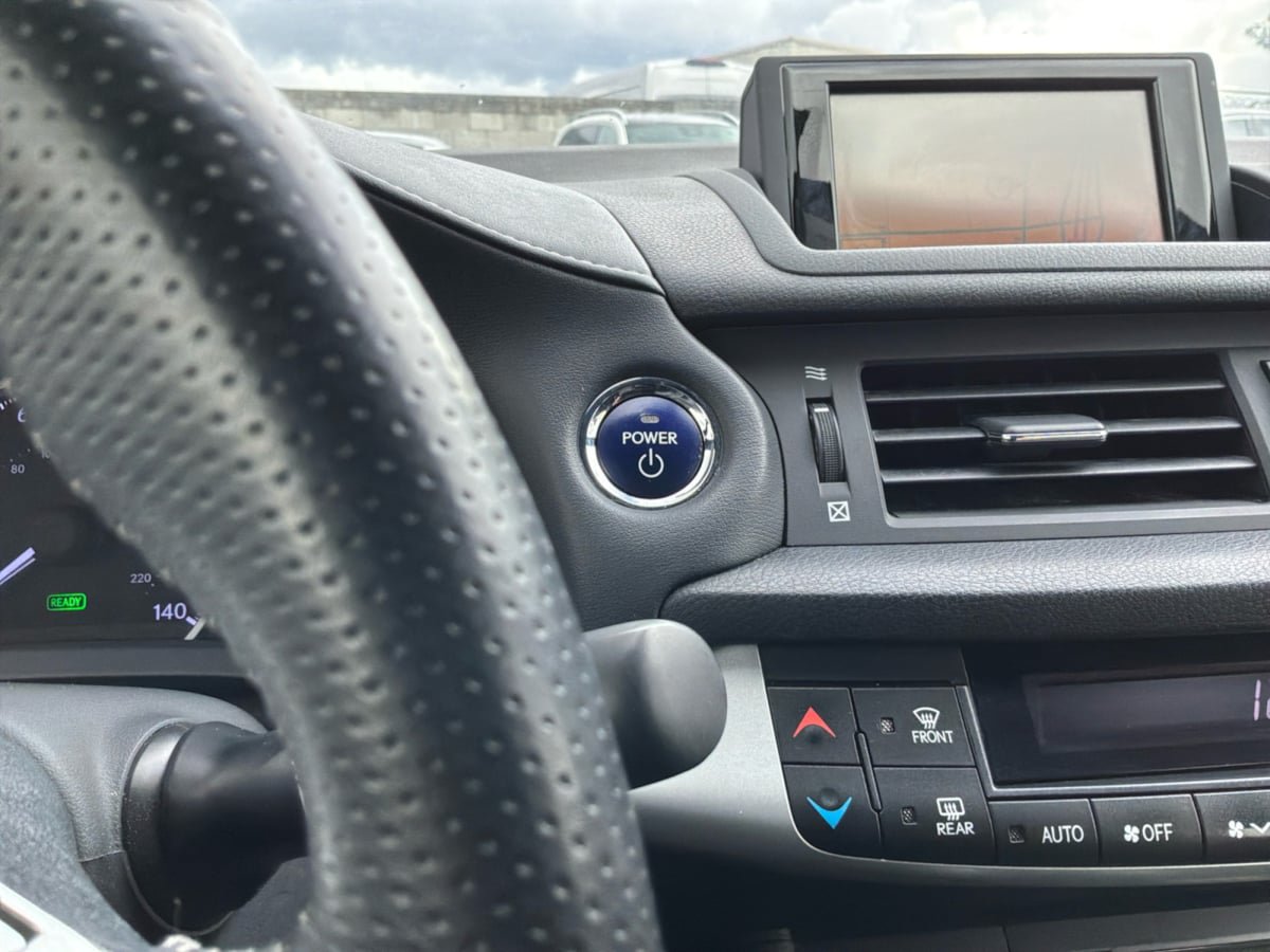 Used 2012 Lexus CT 200h Premium w/ Premium Audio Pkg (F Sport) FWD image 18