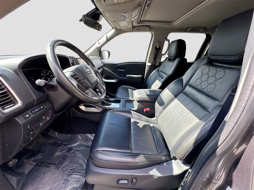 Used 2024 Nissan Frontier SL w/ Technology Package image 21