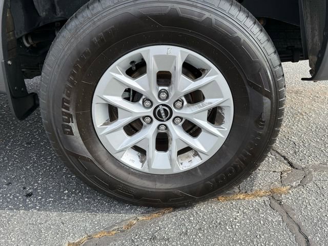 Certified 2024 Nissan Frontier SV image 15