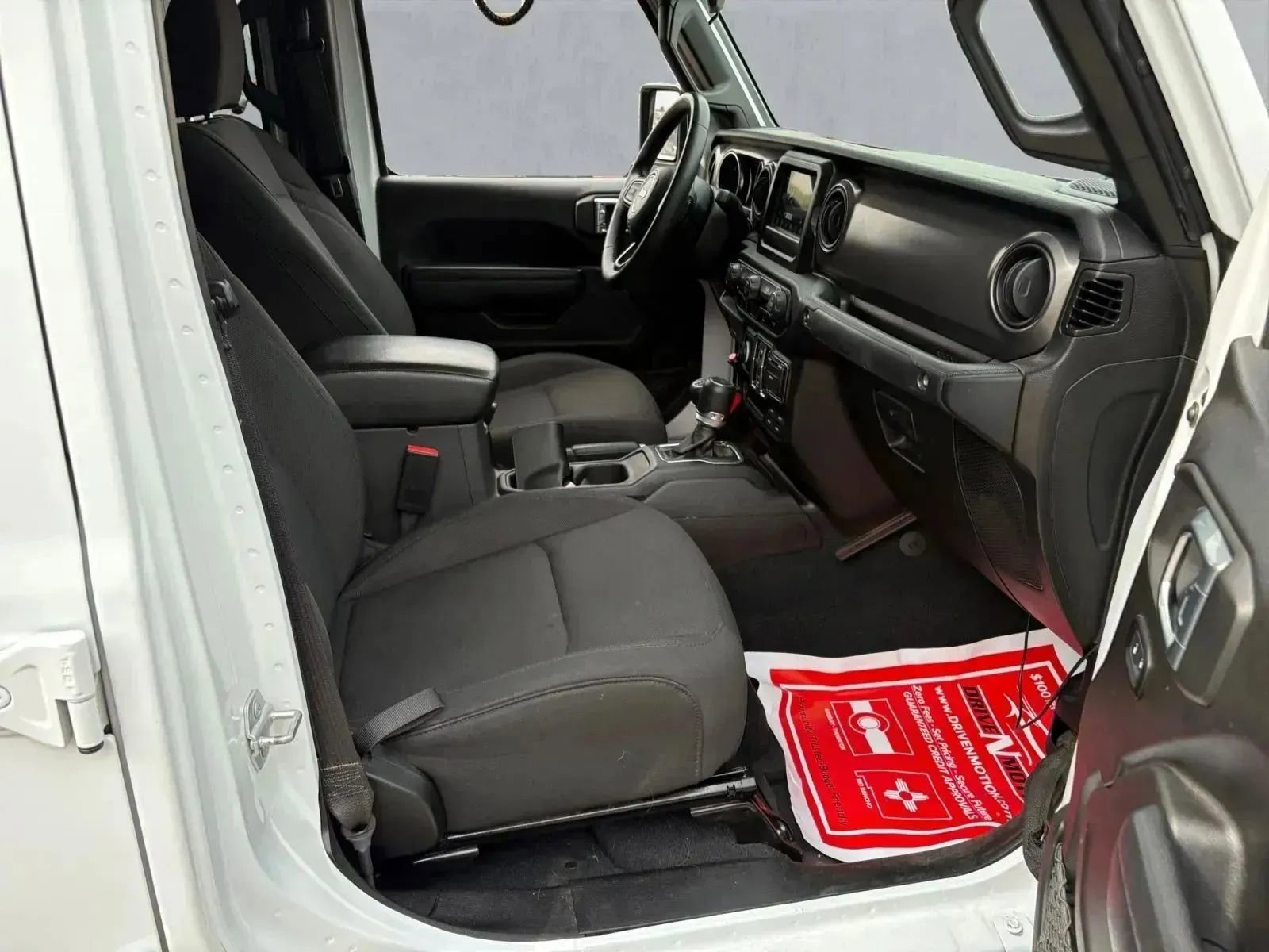 Used 2023 Jeep Gladiator Sport image 19