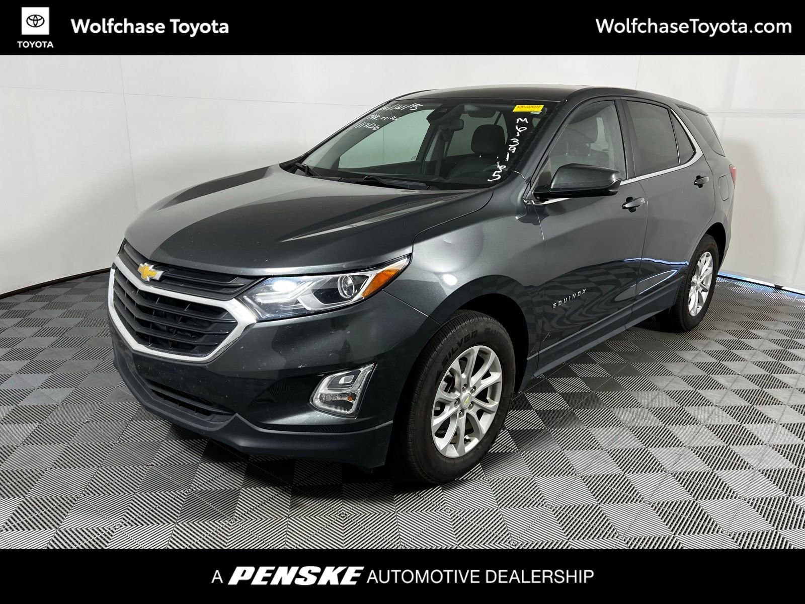 Used 2021 Chevrolet Equinox LT w/ LPO, Cargo Package image 1