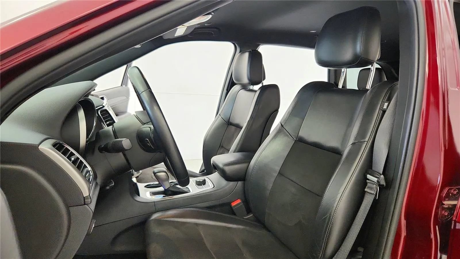Used 2020 Jeep Grand Cherokee Laredo w/ Quick Order Package 2BN North AWD/4WD image 26