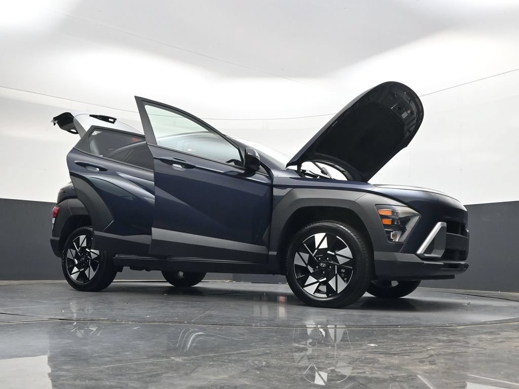 Used 2025 Hyundai Kona SEL AWD/4WD image 55