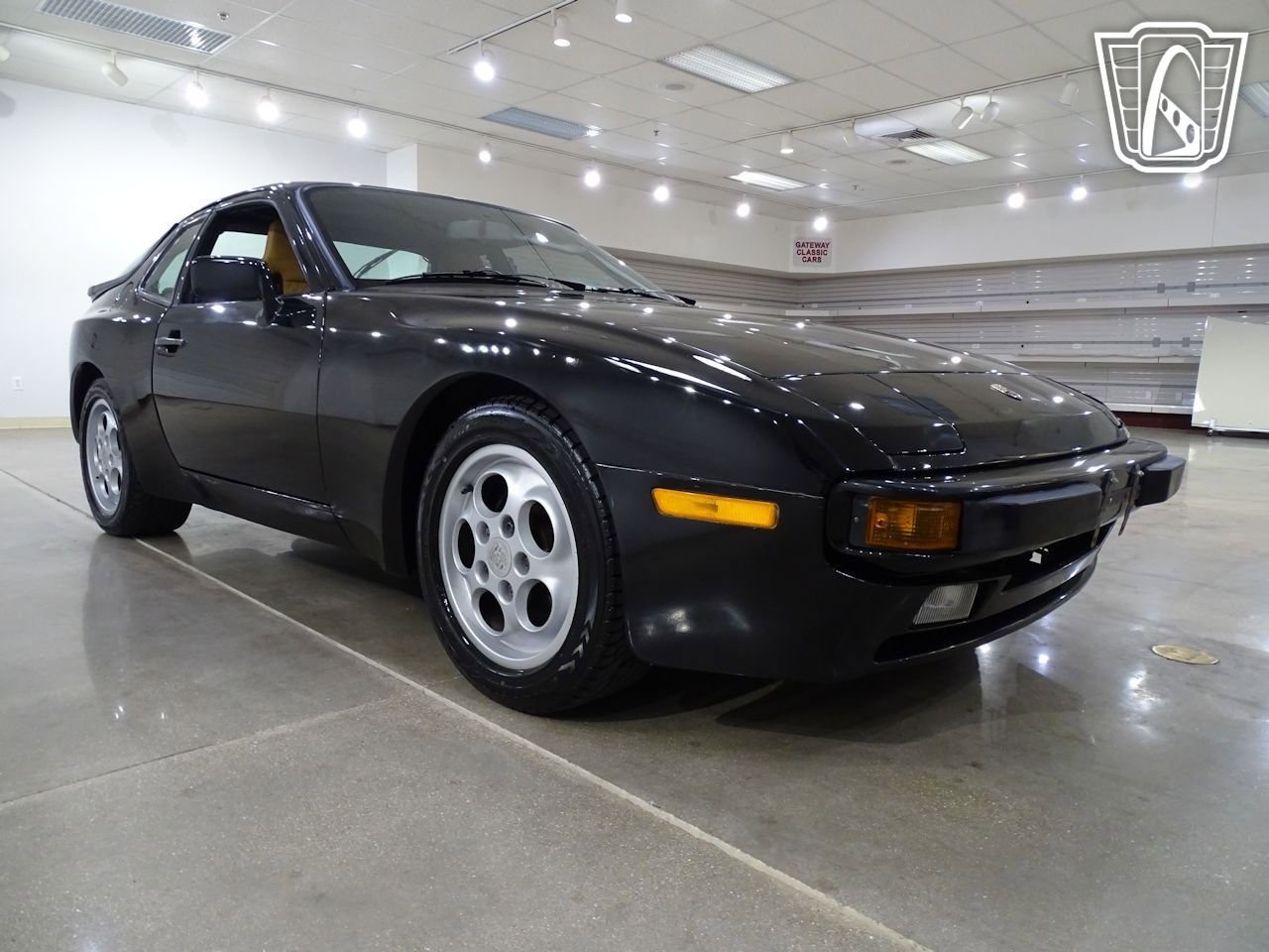 Used 1987 Porsche 944 S RWD image 22