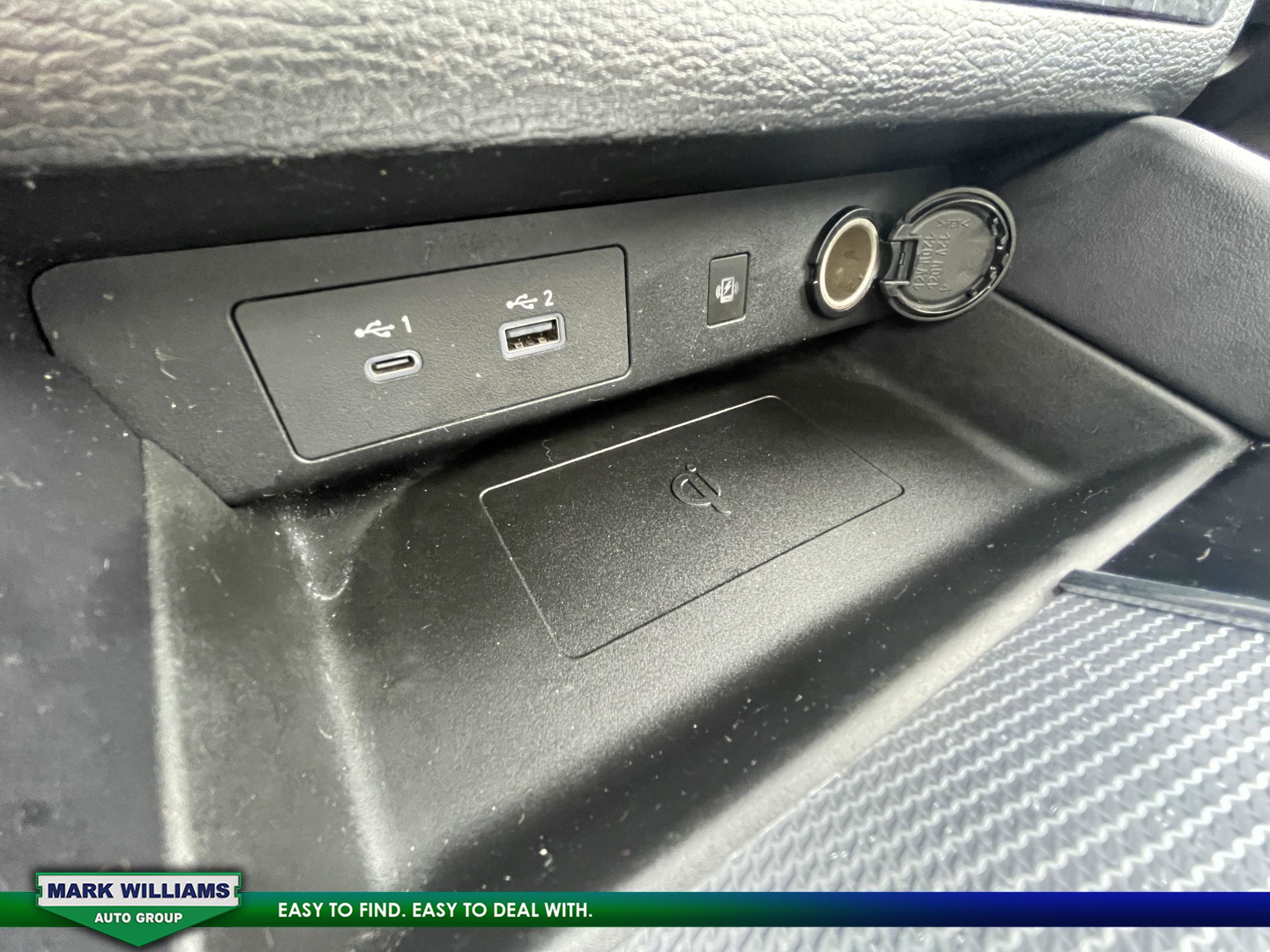 Used 2023 Mitsubishi Outlander SEL image 20