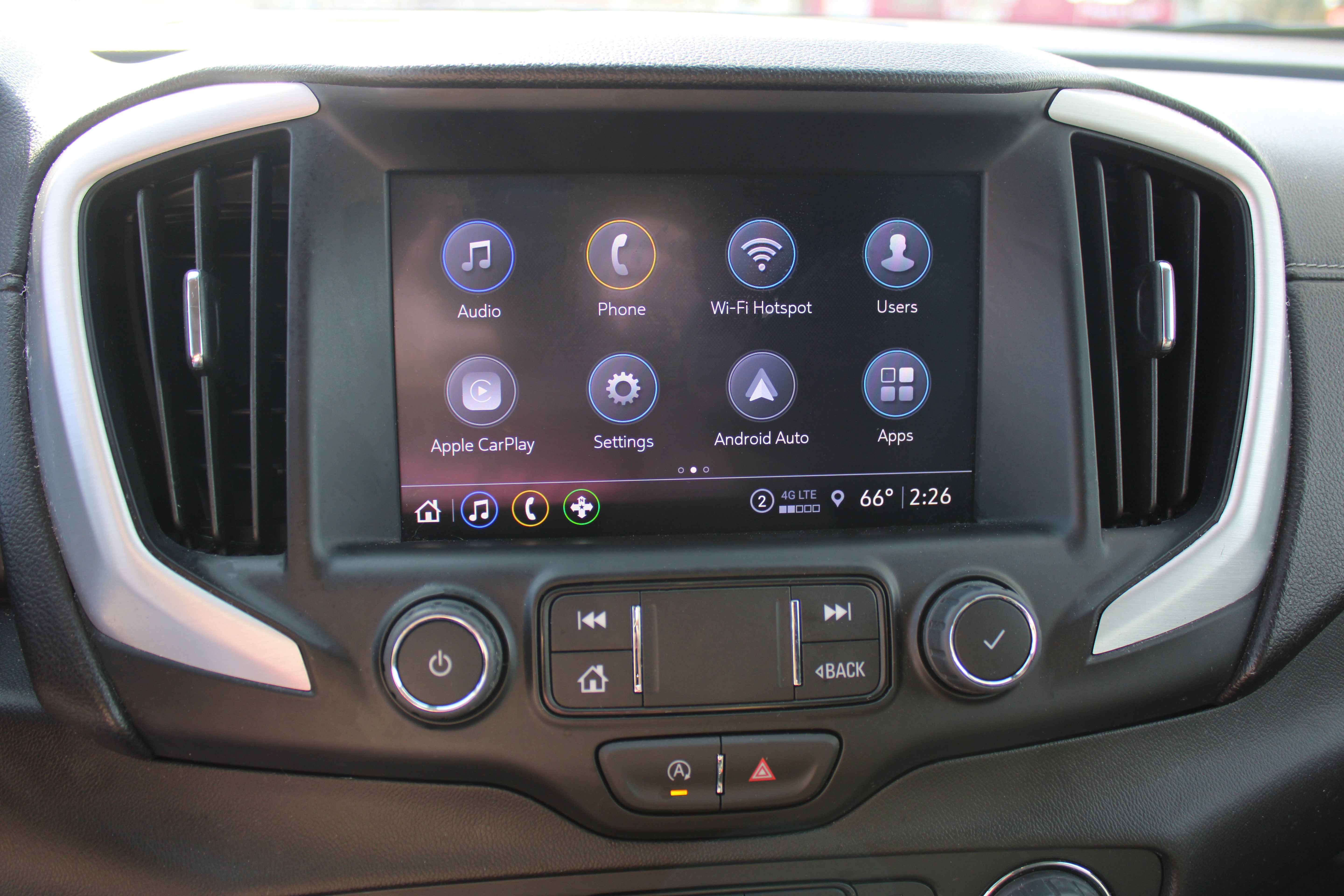 Used 2024 GMC Terrain SLT image 49