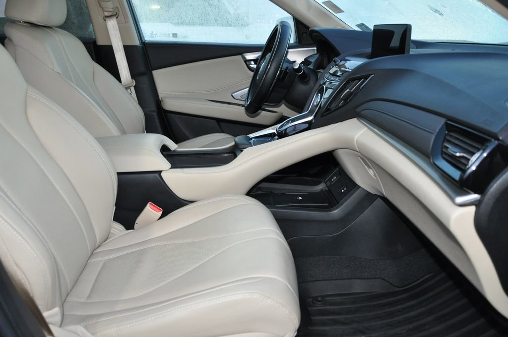 Used 2023 Acura RDX w/ Technology Package image 16