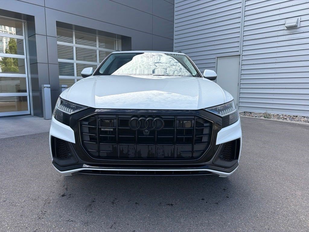 Used 2021 Audi Q8 Prestige AWD/4WD image 2