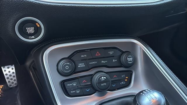 Used 2022 Dodge Challenger R/T Scat Pack RWD image 28