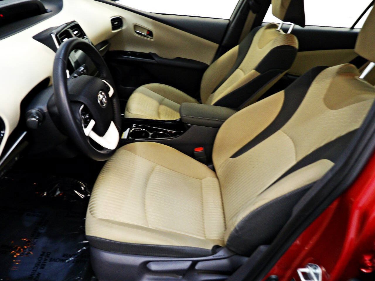 Used 2017 Toyota Prius Three w/ Carpet Mat Package FWD image 16