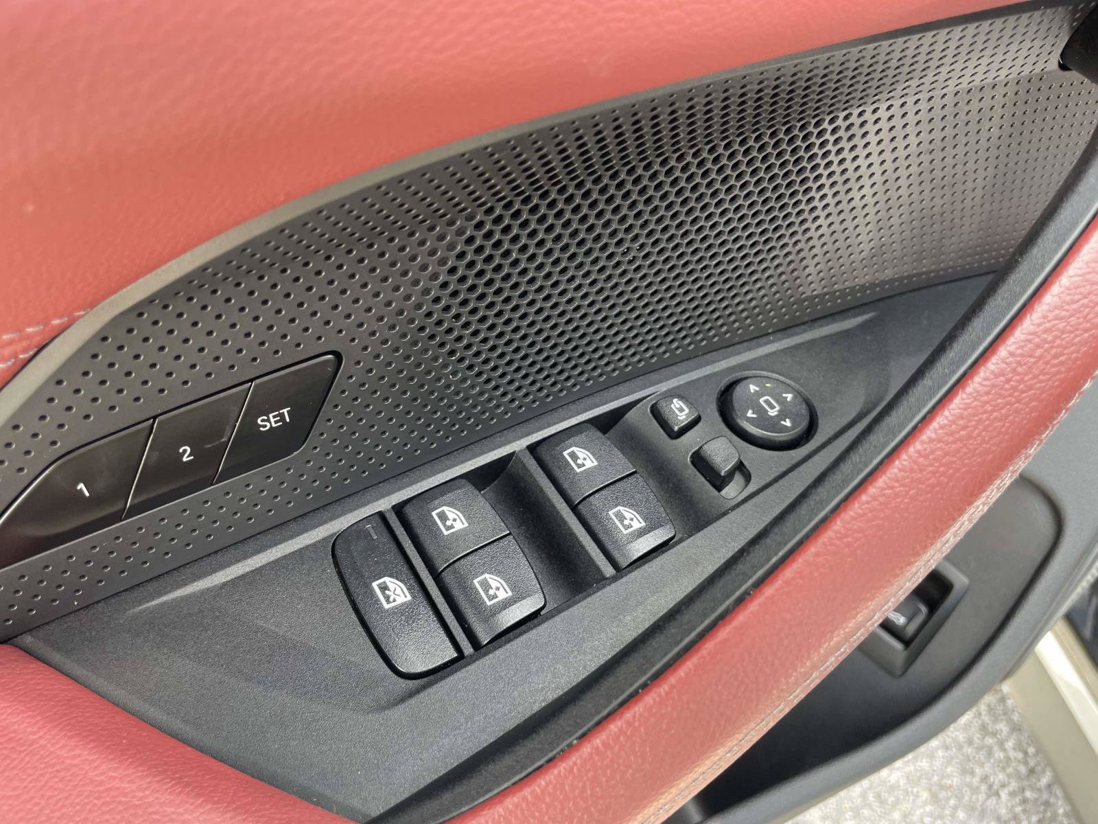 Used 2023 BMW i4 eDrive40 w/ M Sport Package RWD image 6