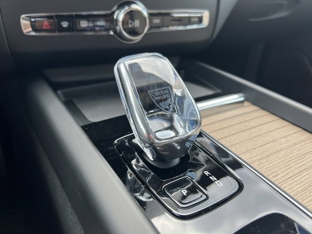 New 2026 Volvo XC60 B5 Plus w/ Protection Package Premier image 15