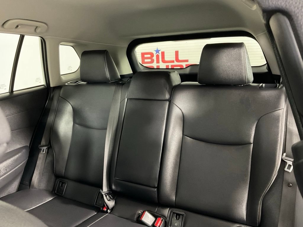 Used 2023 Toyota Corolla Cross XLE FWD image 16