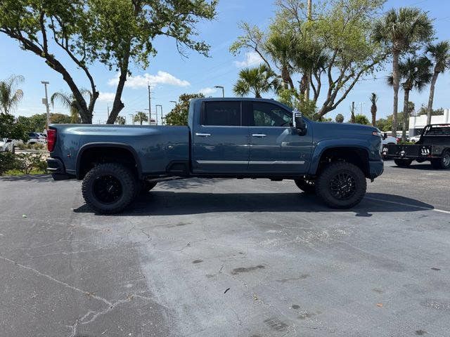New 2026 Chevrolet Silverado 3500 High Country w/ High Country Premium Package AWD/4WD image 18