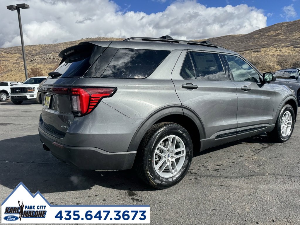 New 2026 Ford Explorer Active image 3