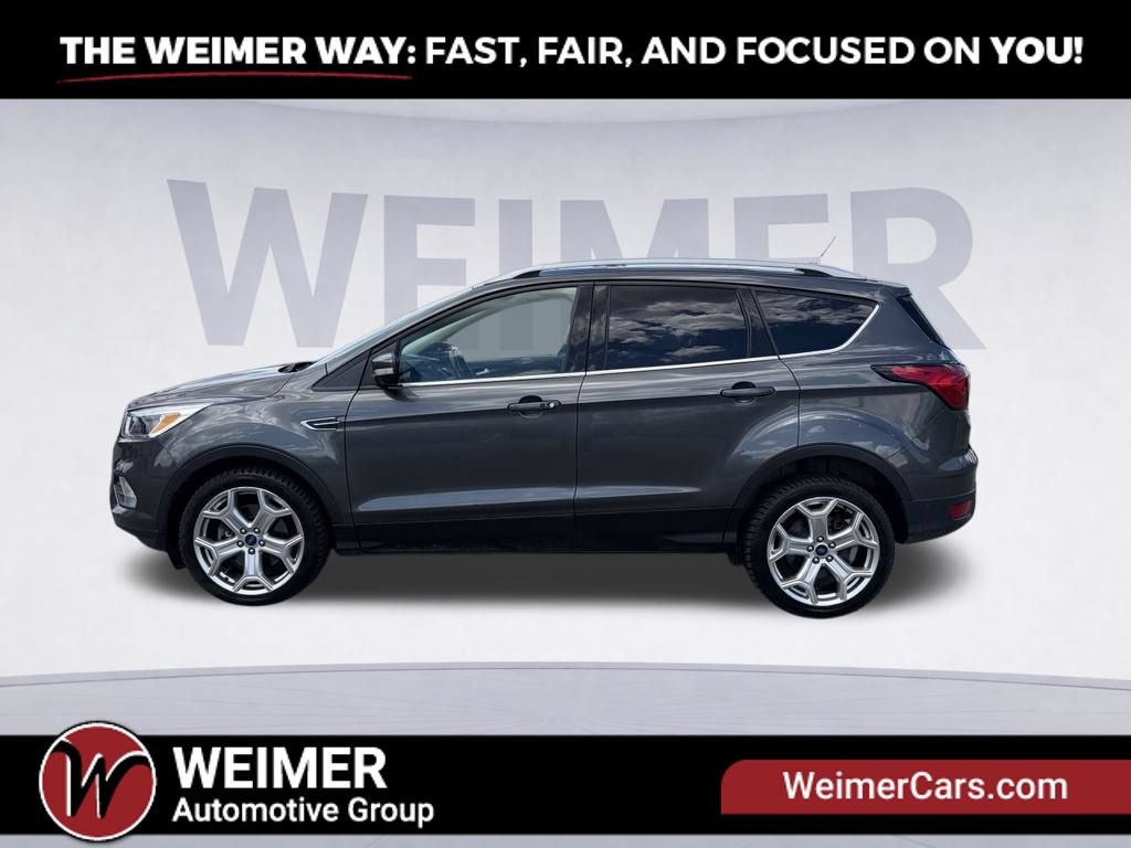 Used 2019 Ford Escape Titanium AWD/4WD image 2