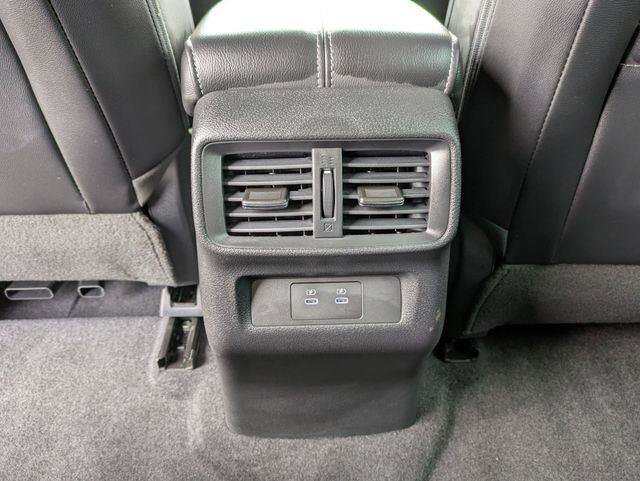 Used 2025 Nissan Murano SV AWD/4WD image 23