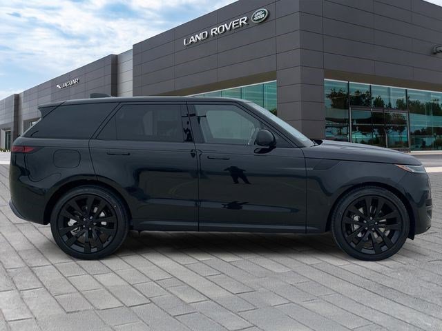 New 2026 Land Rover Range Rover Sport SE AWD/4WD image 6
