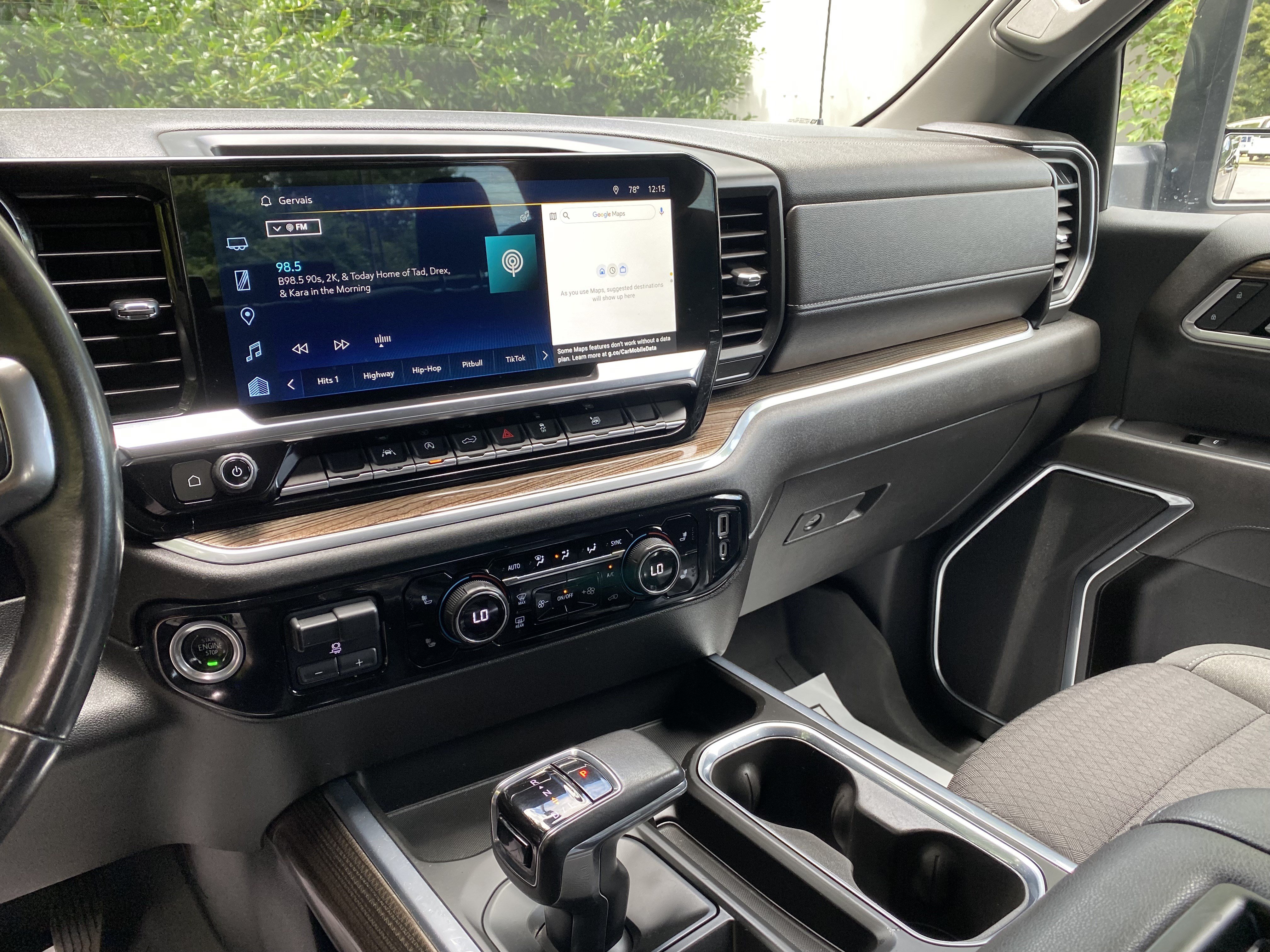 Used 2022 Chevrolet Silverado 1500 RST w/ Max Trailering Package AWD/4WD image 24