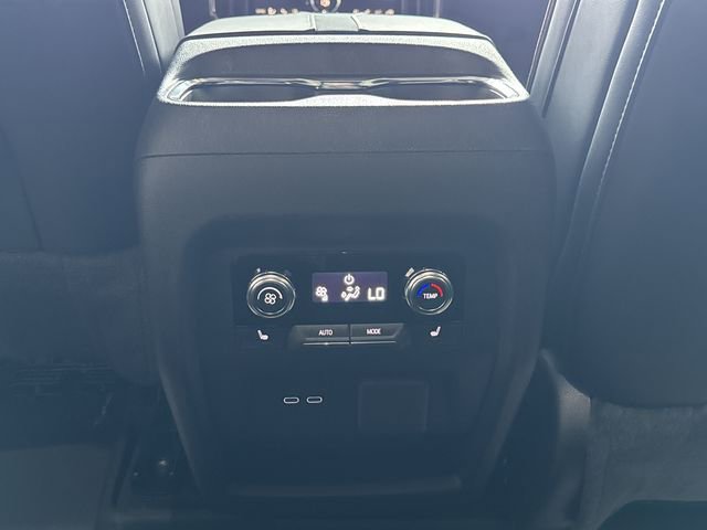 New 2026 GMC Acadia AT4 w/ Luxury Package image 21