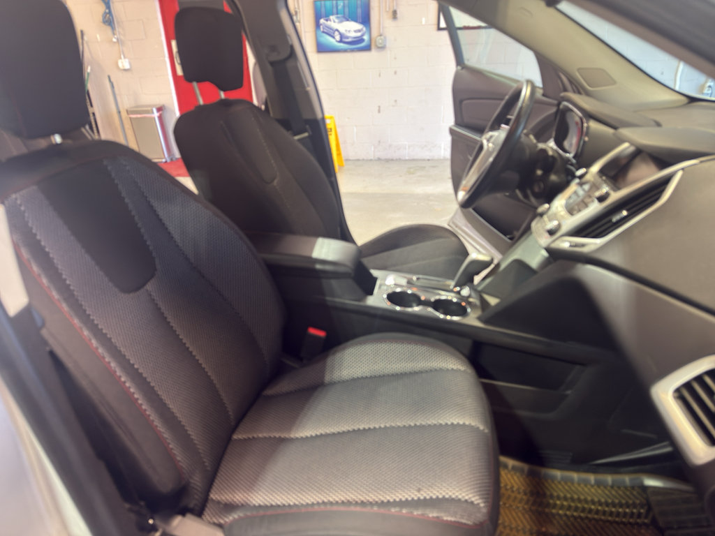 Used 2015 GMC Terrain SLE w/ Chrome Edition AWD/4WD image 23