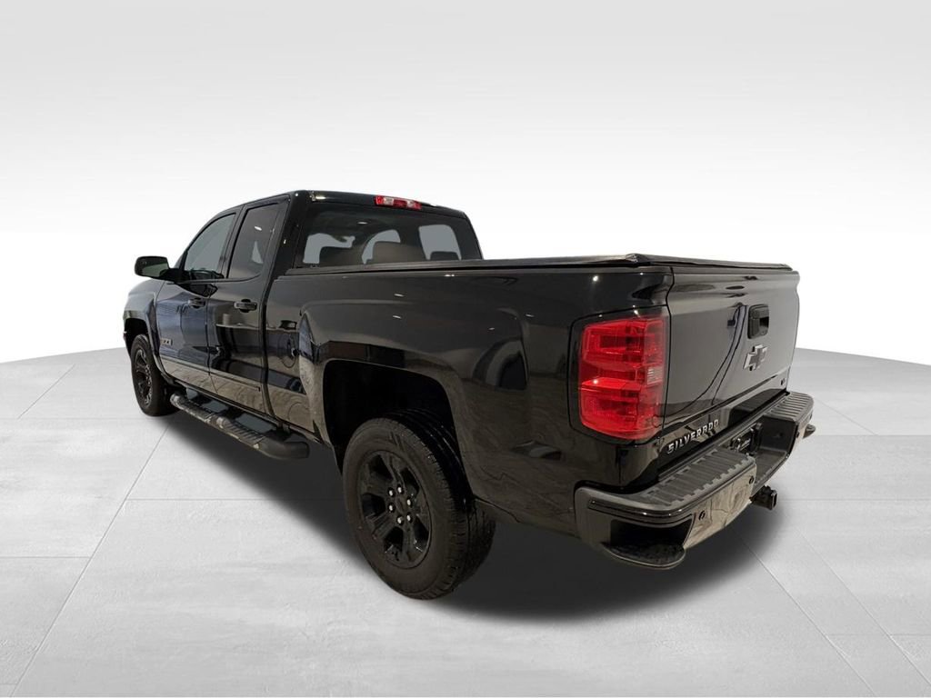 Used 2019 Chevrolet Silverado 1500 LT w/ All Star Edition image 3