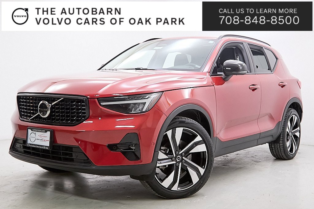 Certified 2023 Volvo XC40 B5 Plus w/ Driver Assist Package image 1