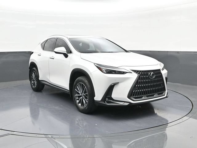 Used 2024 Lexus NX 250 FWD w/ Towing Package (2000 Lbs) image 22