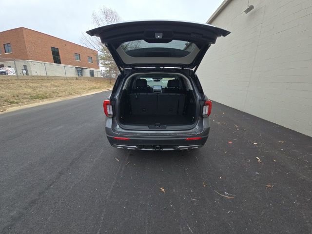 New 2026 Ford Explorer Active w/ Active Comfort Package image 14