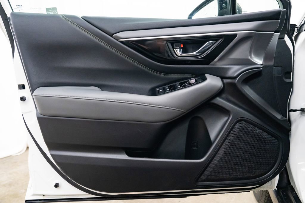 Used 2023 Subaru Outback Onyx Edition image 20