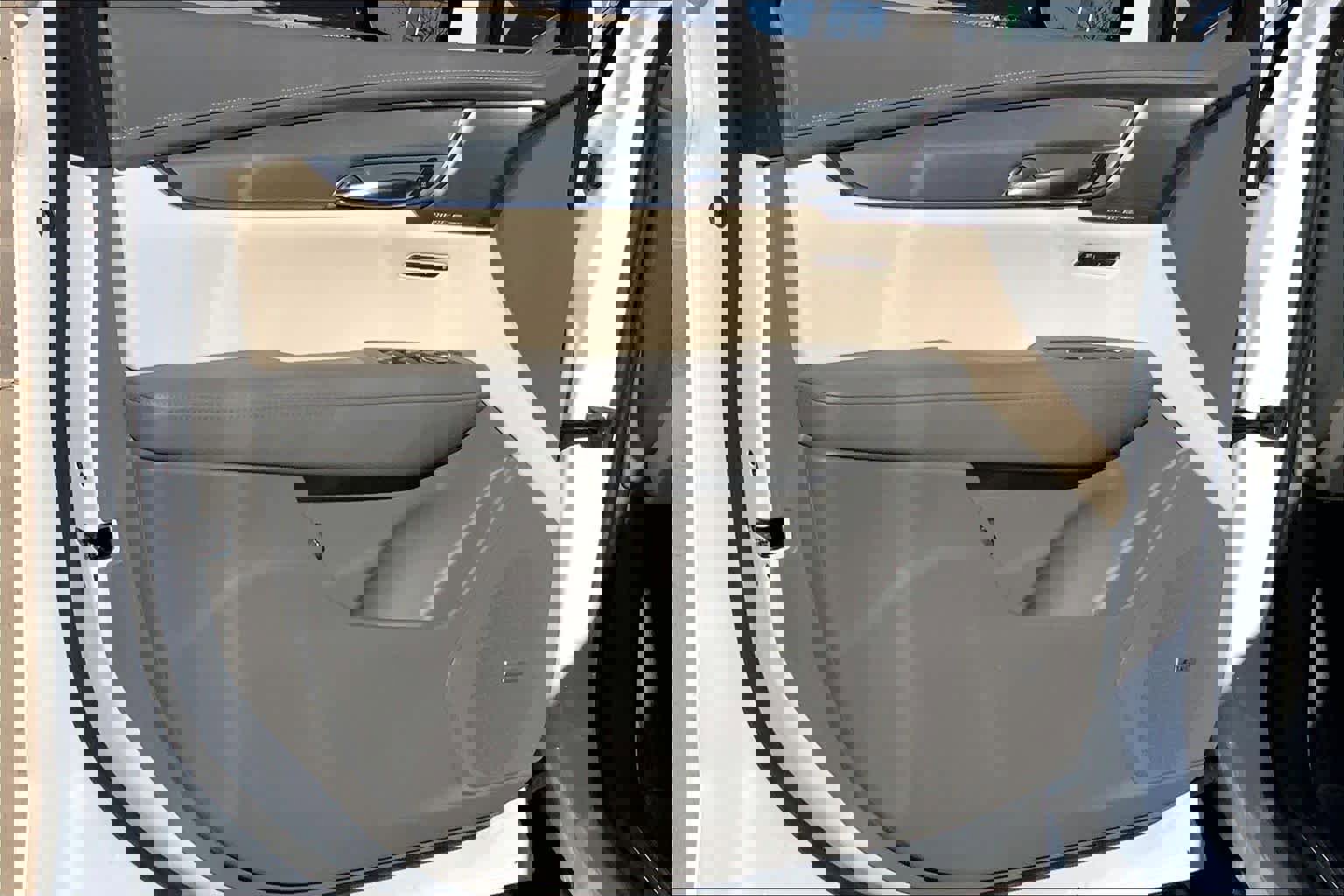 Used 2025 Cadillac XT5 Premium Luxury w/ Technology Package image 21